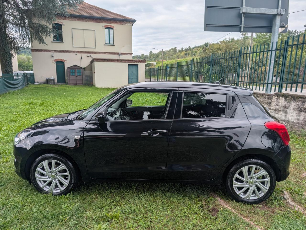 Suzuki Swift 1.2 Hybrid Top UNICO PROPRIETARIO