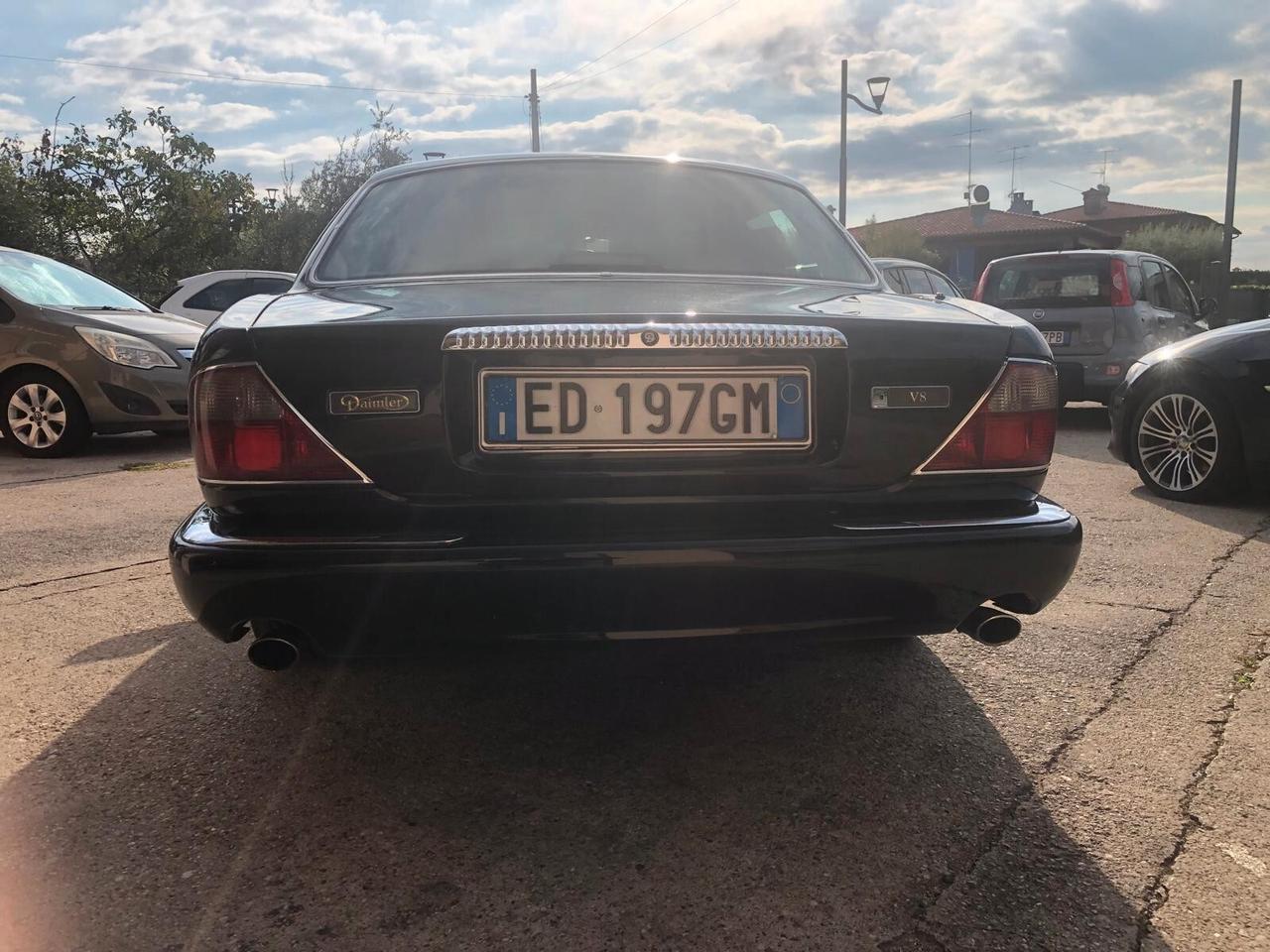 Jaguar XJ Daimler 4.0 cat