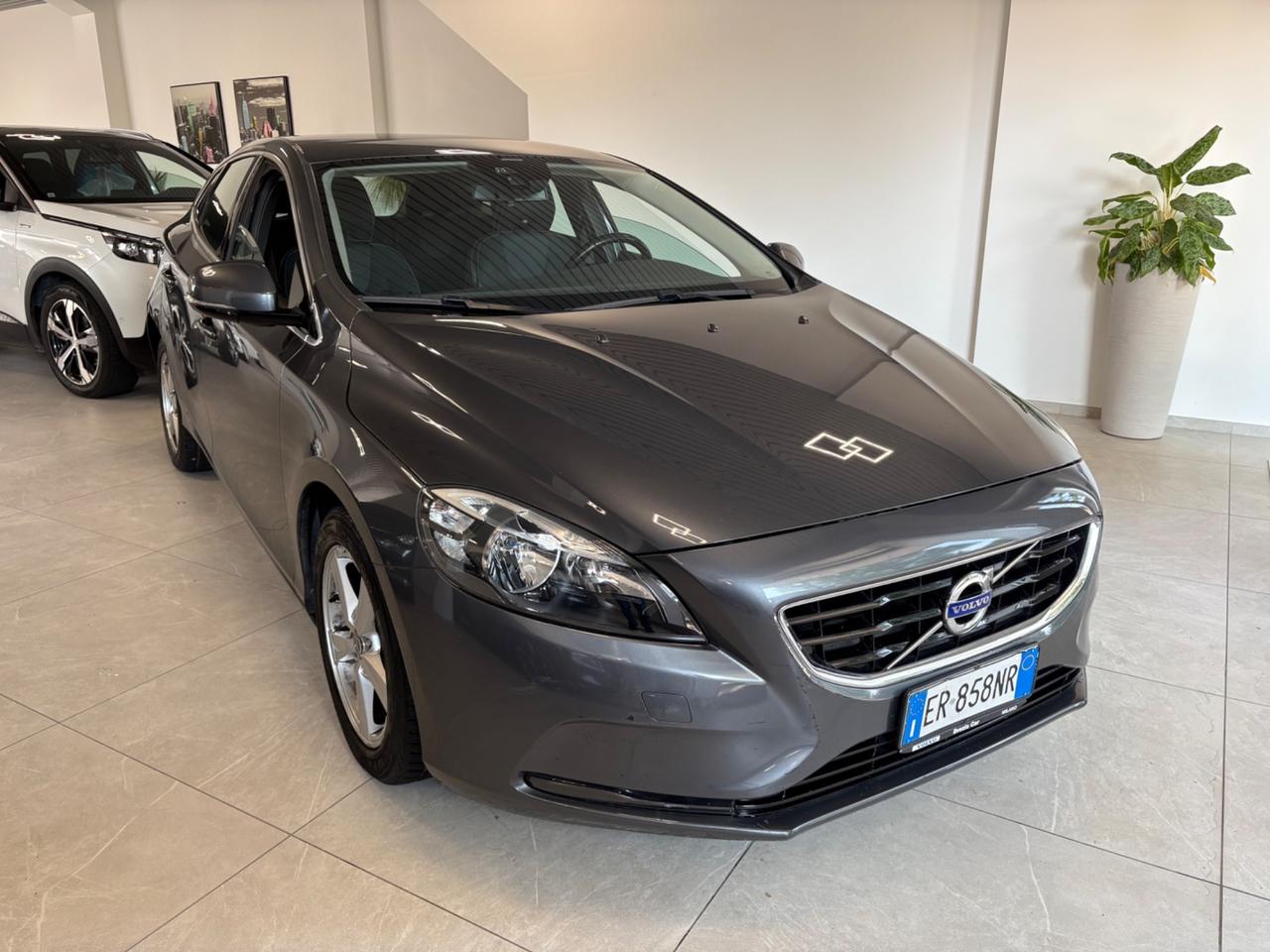 Volvo V40 D2 1.6