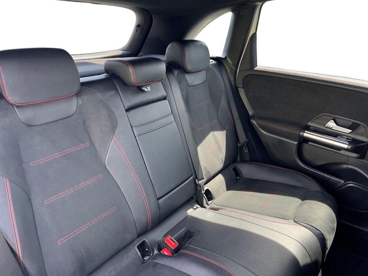 Mercedes-Benz B 180 d Premium auto
