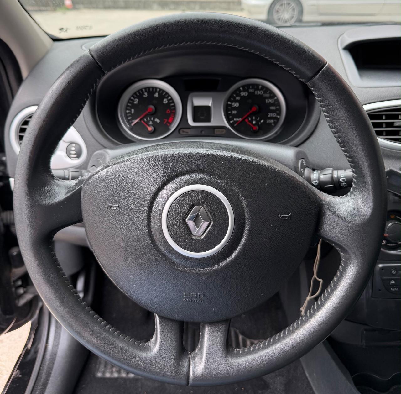 Renault Clio 1.2 16V 5 porte GPL Yahoo!