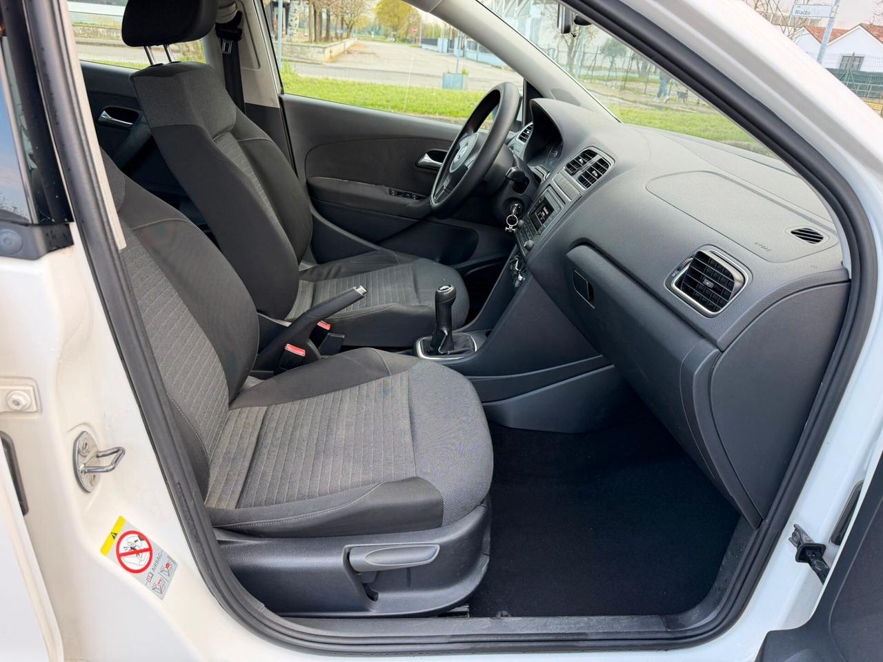 Volkswagen Polo 1.6 TDI EURO 5 Neopatentati