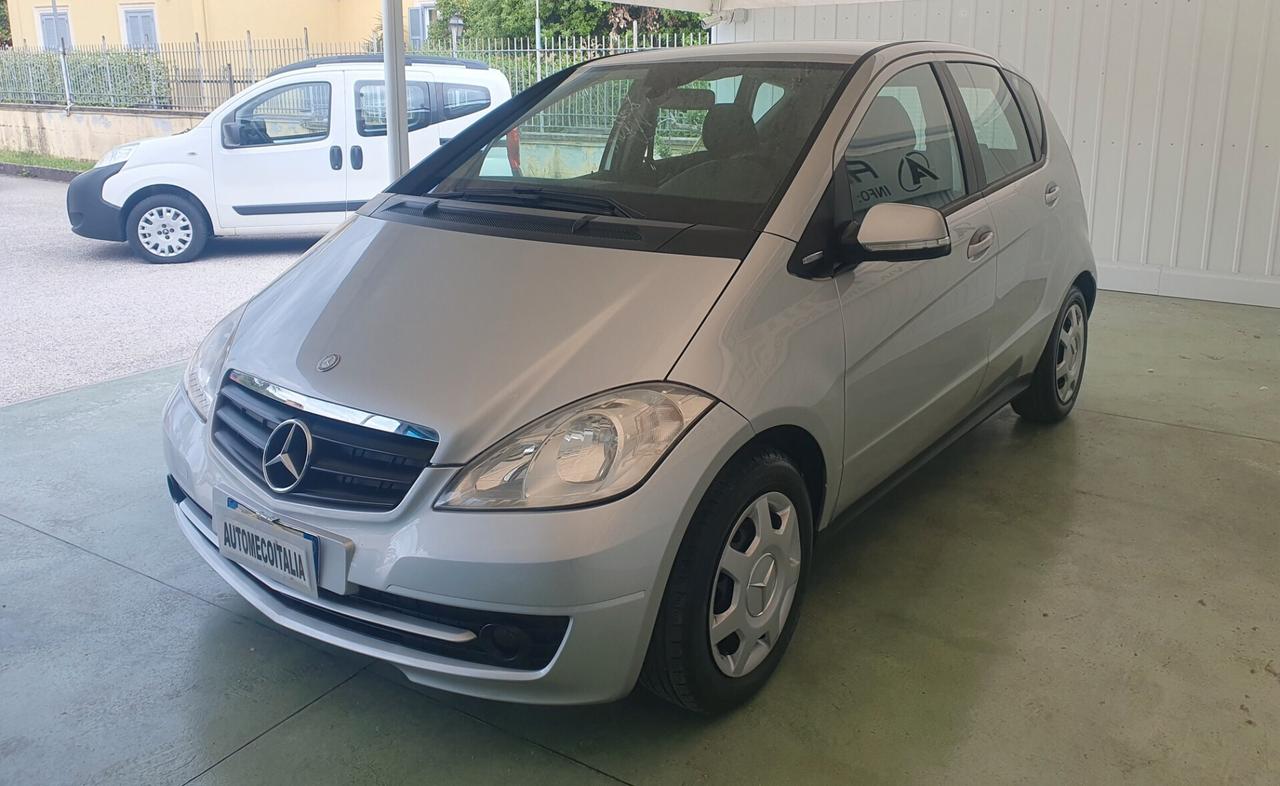 Mercedes-benz A 160 CDI - 2011 - KM. 200.000 SI NEOPATENT