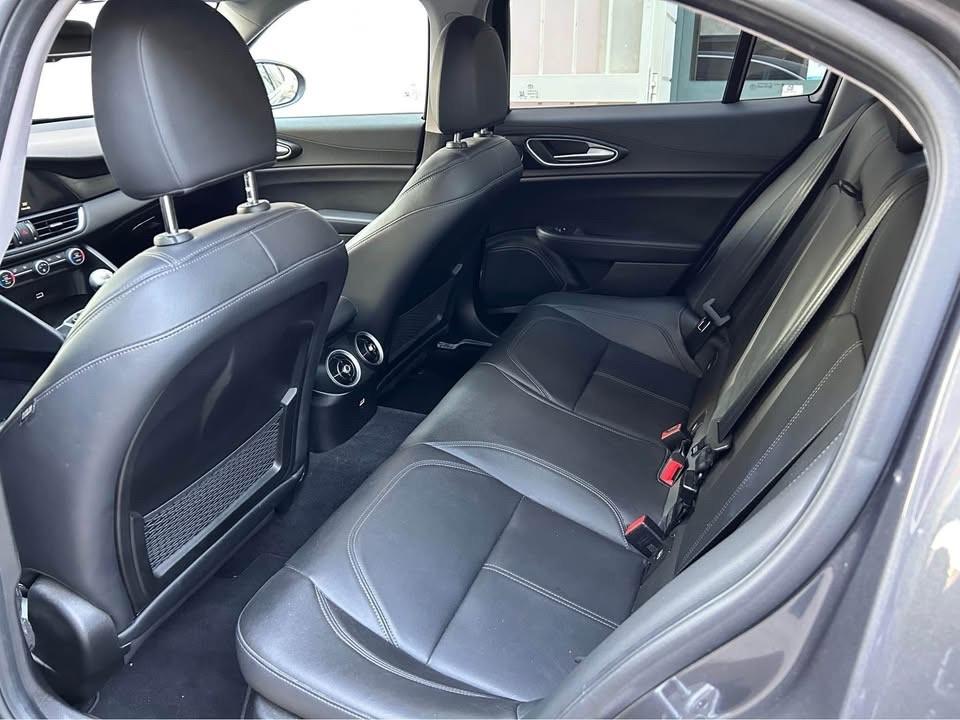 Alfa Romeo Giulia 2.2 Turbodiesel 136 CV Business