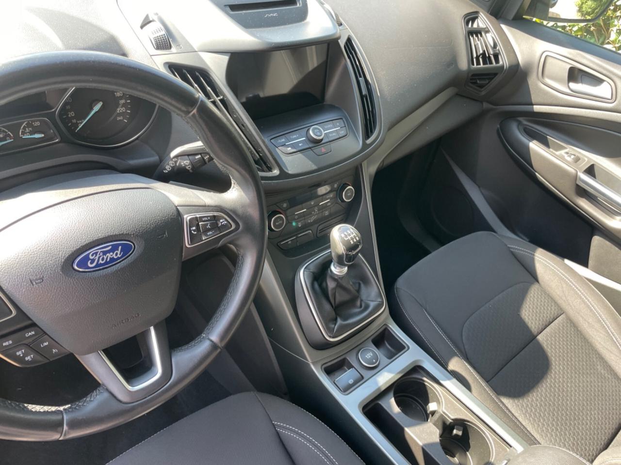 Ford Kuga 1.5 TDCI 120 CV km cerchi in lega,retrocamera 108000 2WD Titanium