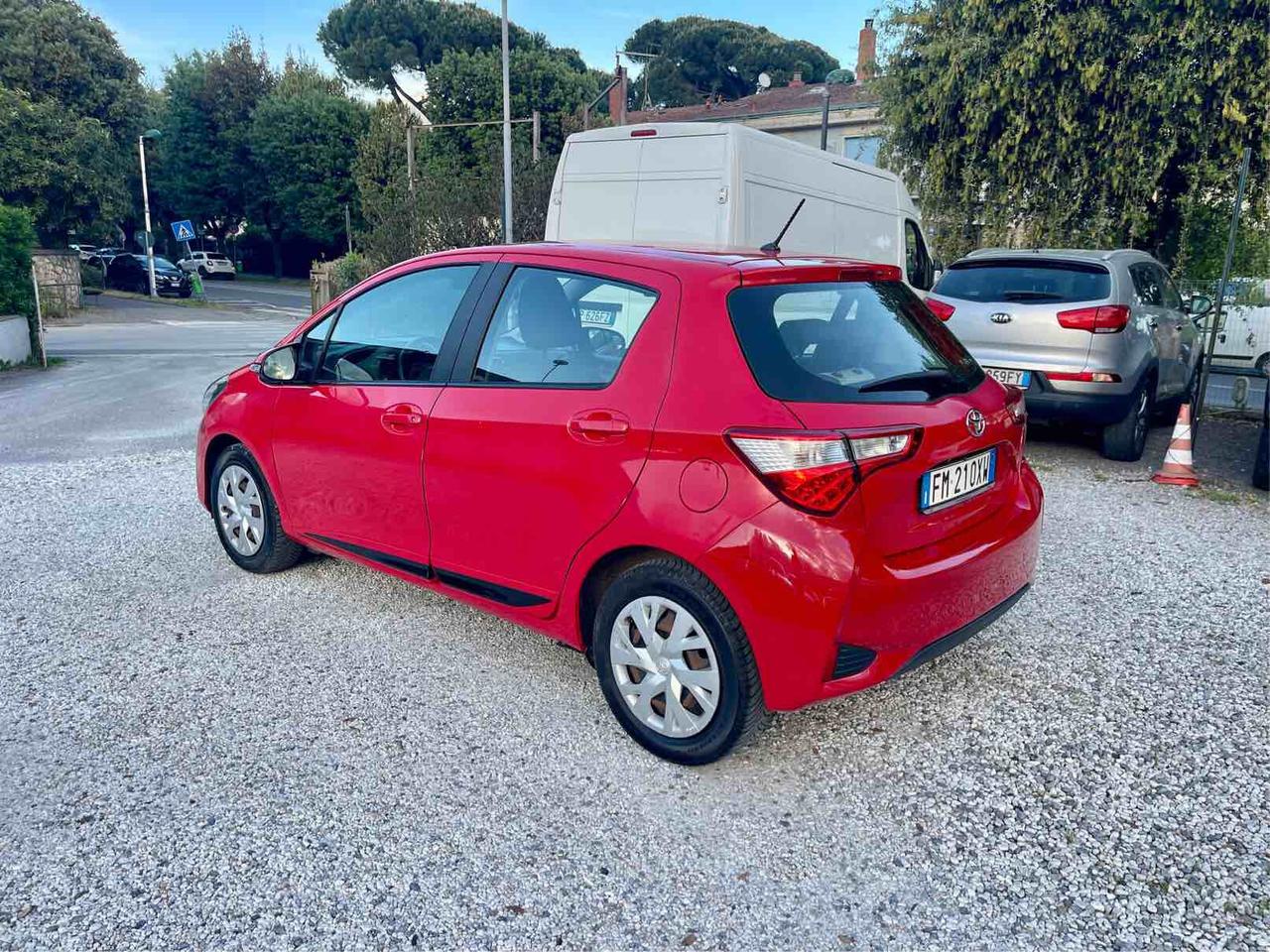 TOYOTA YARIS 1.0 BENZINA - COOL