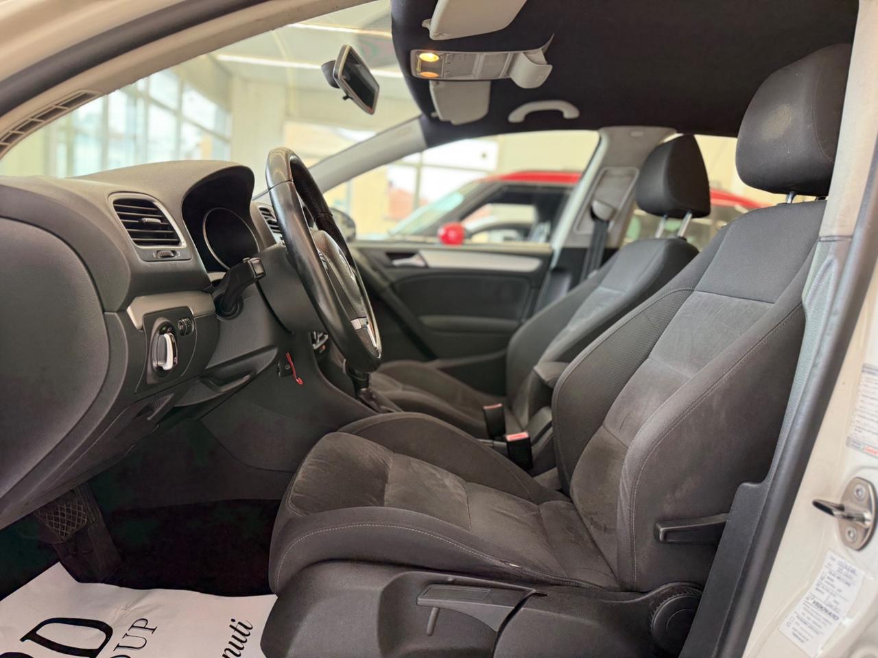 Volkswagen Golf 6 5p 1.6 tdi Highline automatica ok neopatentati