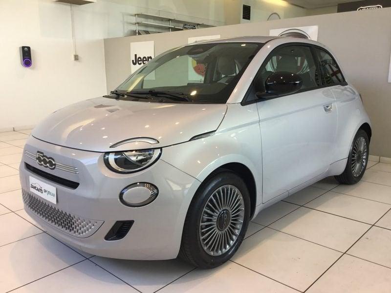 FIAT 500 Hybrid Hybrid Icon MY26 PACK COMFORT