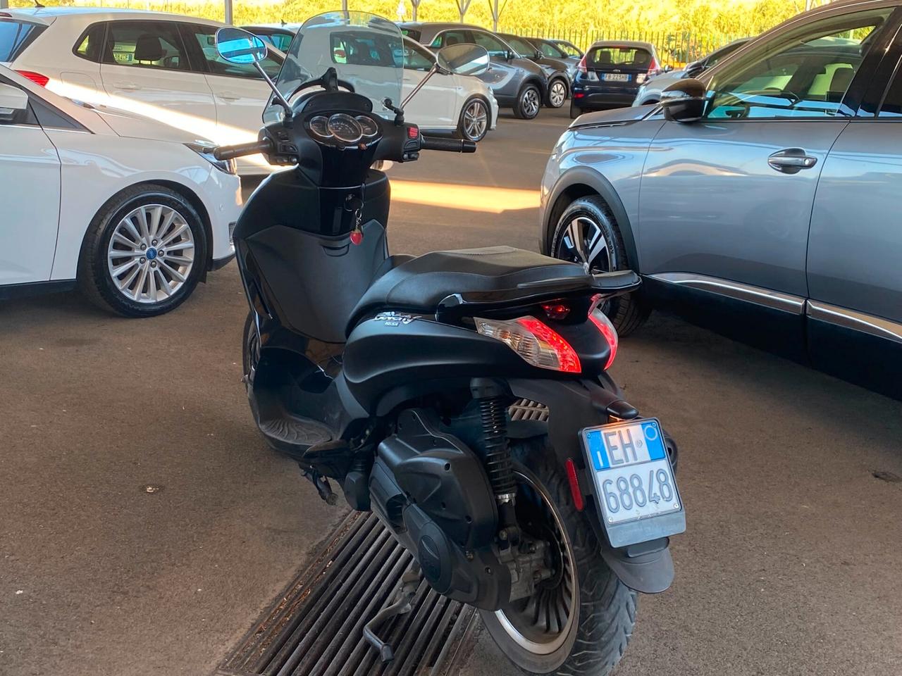 Piaggio Beverly 300 Police
