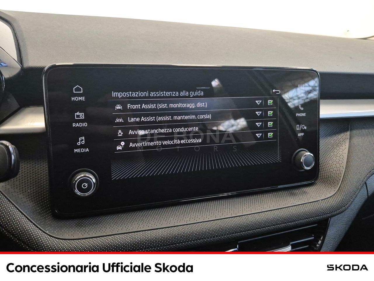 Skoda Fabia 1.0 tsi young edition 95cv