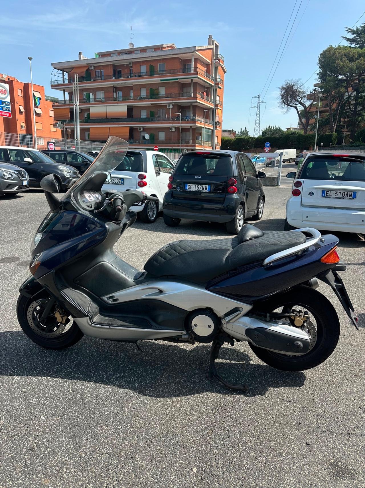 Yamaha T Max