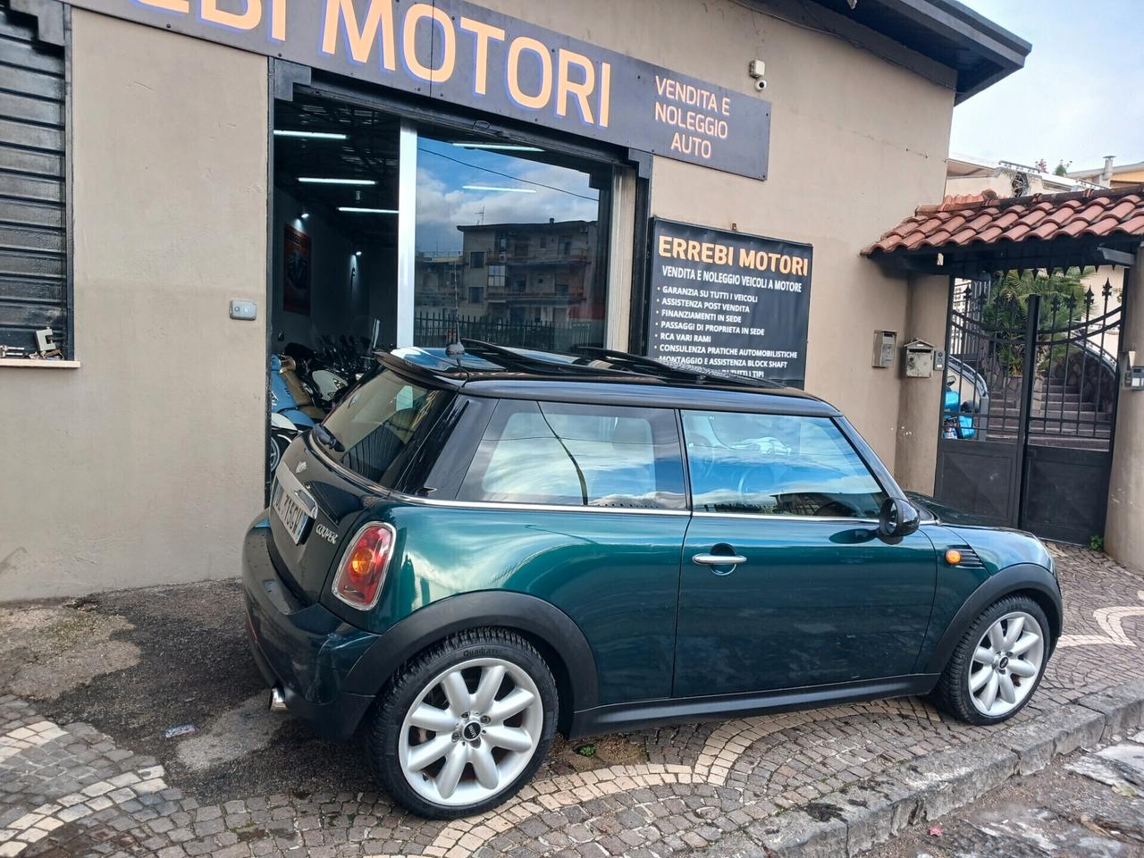 Mini Cooper Automatico Garantito