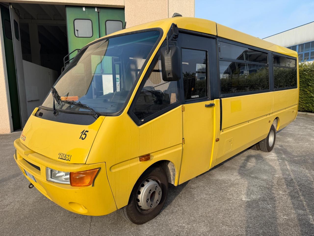Scuolabus/ Iveco 42 posti euro 9.500