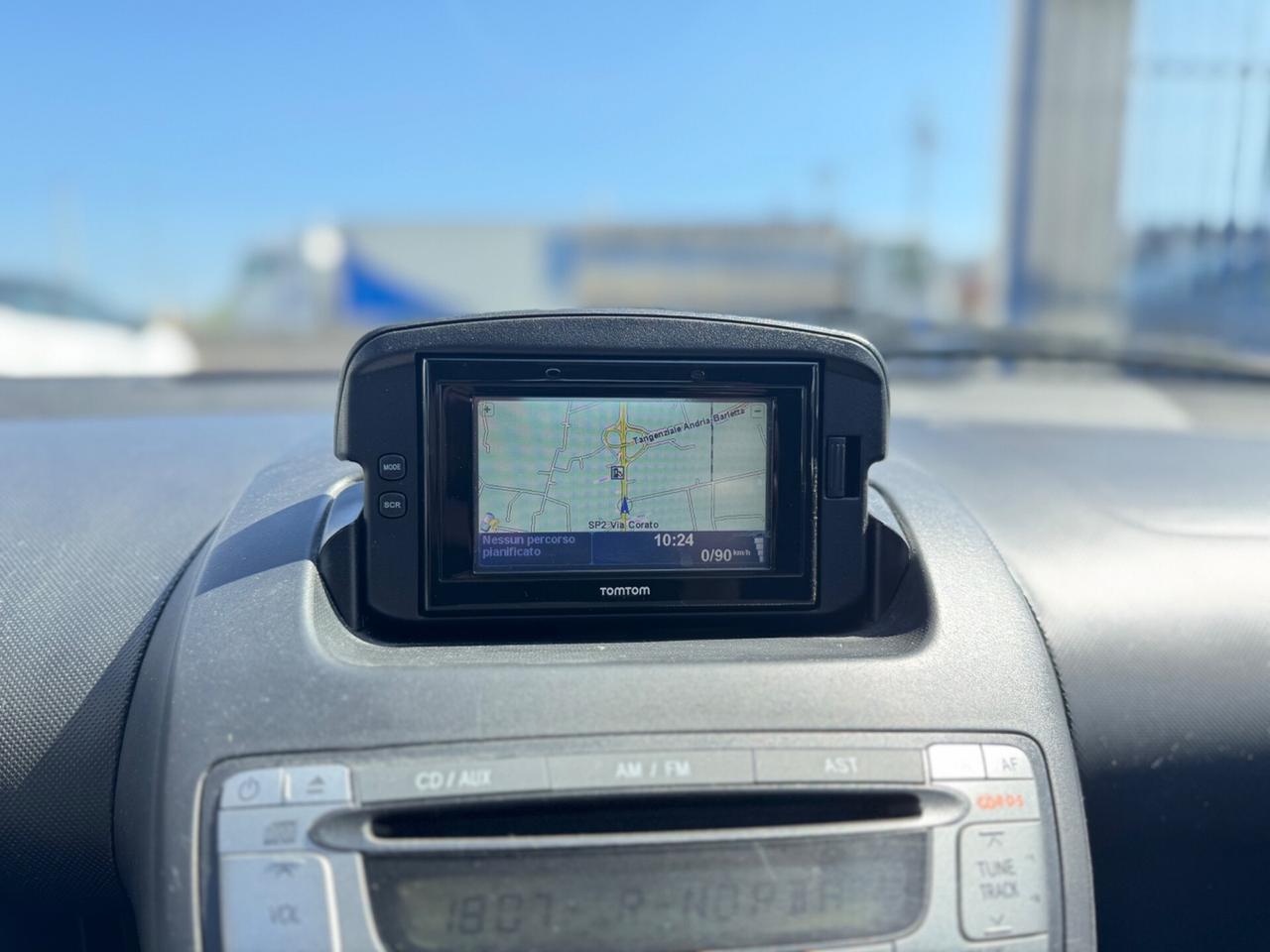 Toyota Aygo 1.0 VVT-i 5 porte “NAVI-LED”