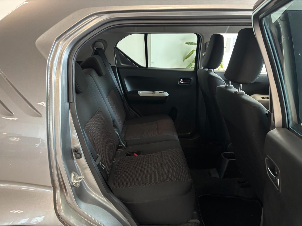 Suzuki Ignis 1.2 Hybrid Top