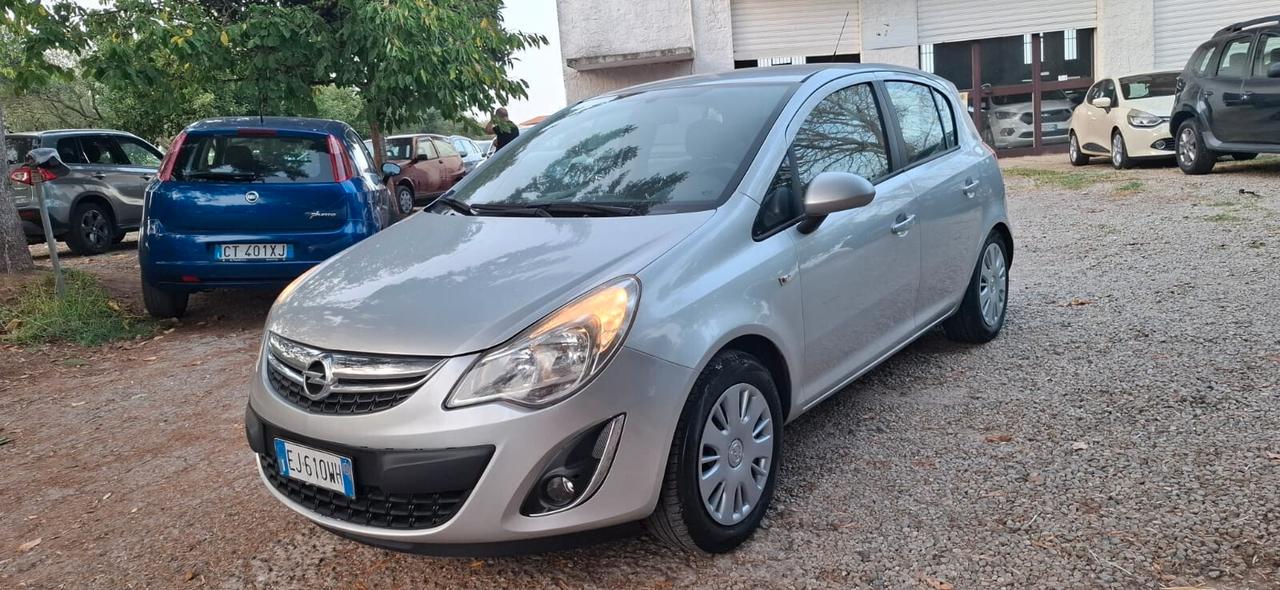 Opel Corsa 1.2 5 porte Sport