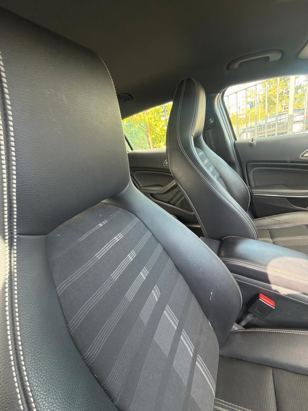 Mercedes-benz GLA 180 Premium