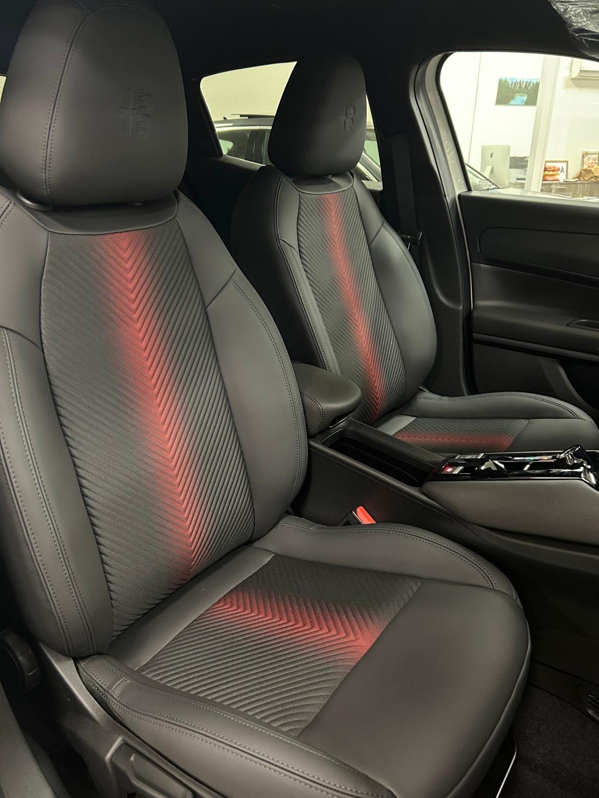 Alfa Romeo Junior 1.2 145 CV Hybrid eDCT6 Speciale