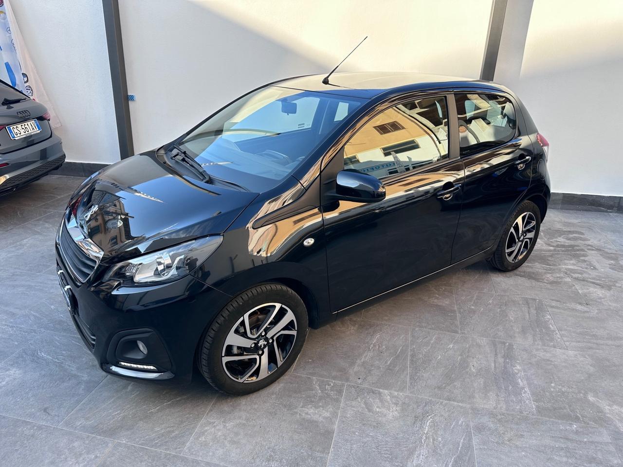 Peugeot 108 VTi 72 S&S 5 porte Allure