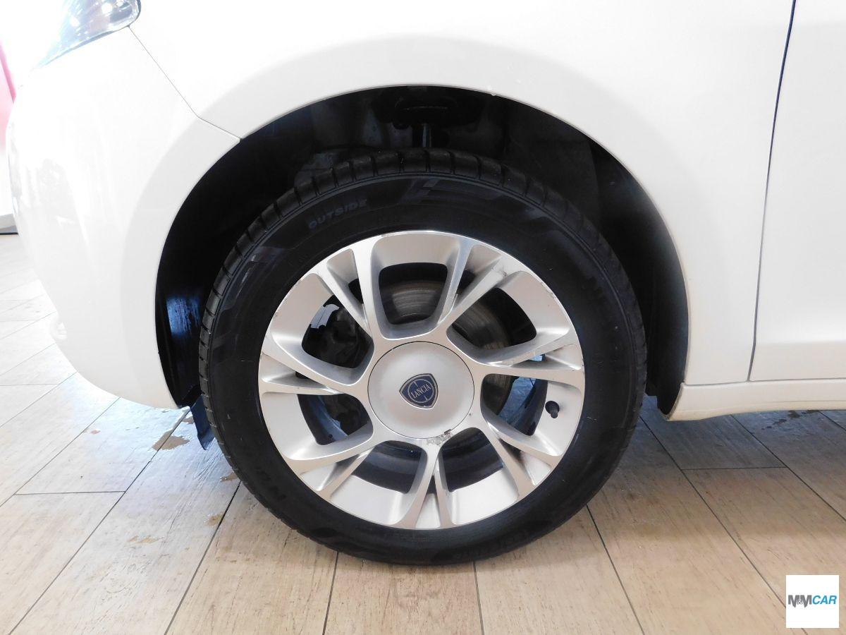 LANCIA - Ypsilon - 1.0 FireFly 5p.S&S Hybryd Gold