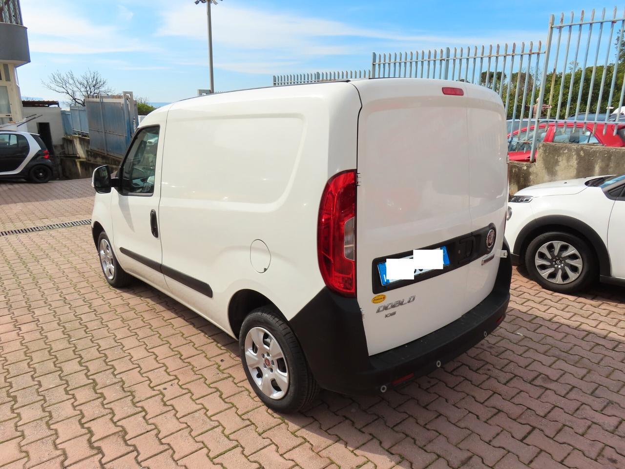 Fiat DOBLO 1.6 M-JET CHIUSO 3 POSTI CARGO 2020