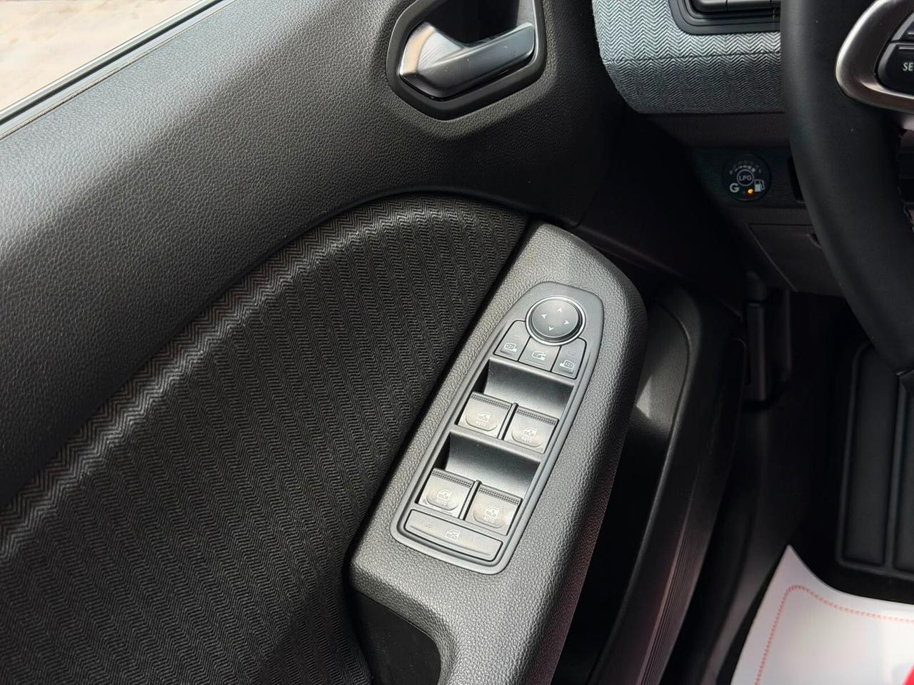 Renault Clio ECO-G 100 CV 5 porte Techno