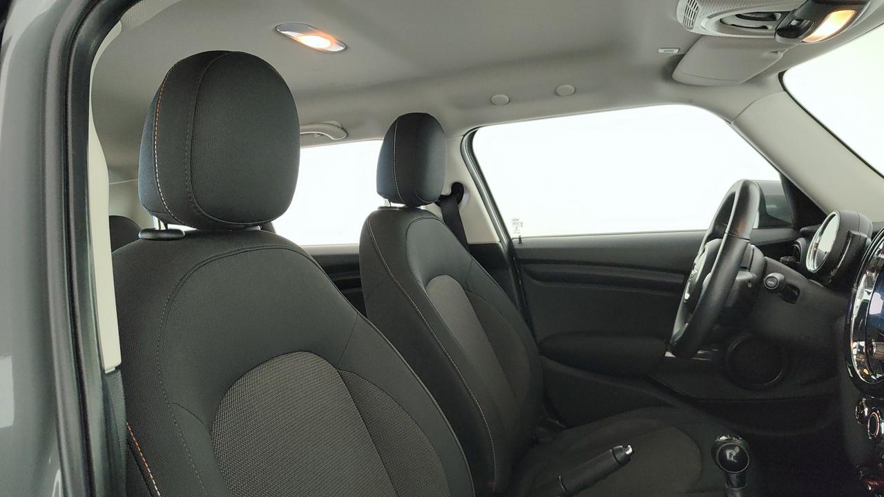 MINI Mini IV F55 2021 5p - Mini 5p 1.5 One Essential 75cv