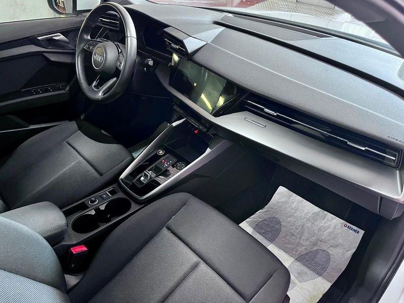 Audi A3 SPB 30 g-tron S tronic Business Advanced