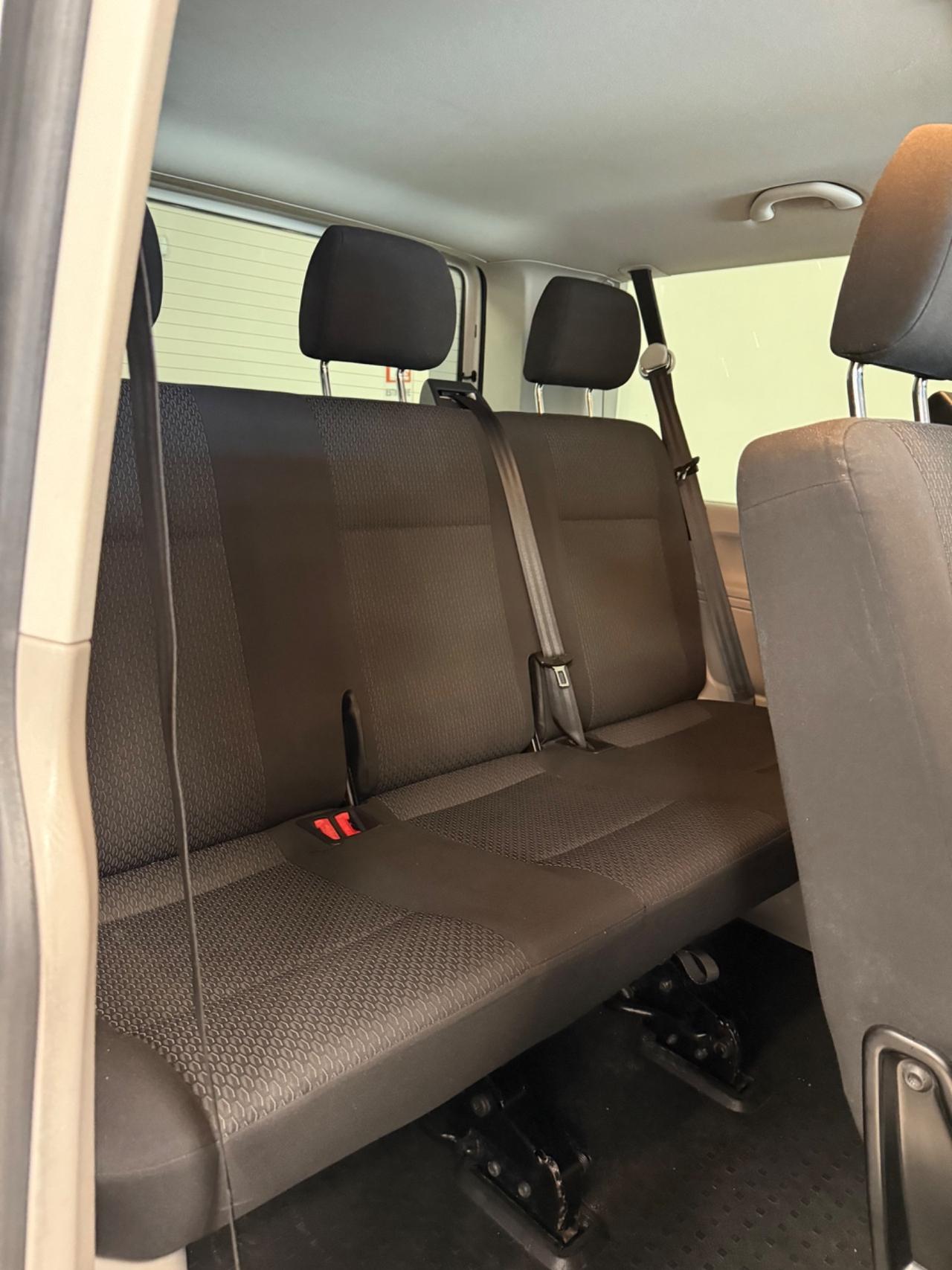 Volkswagen Caravelle 2.0 TDI 150CV DSG PC Trendline