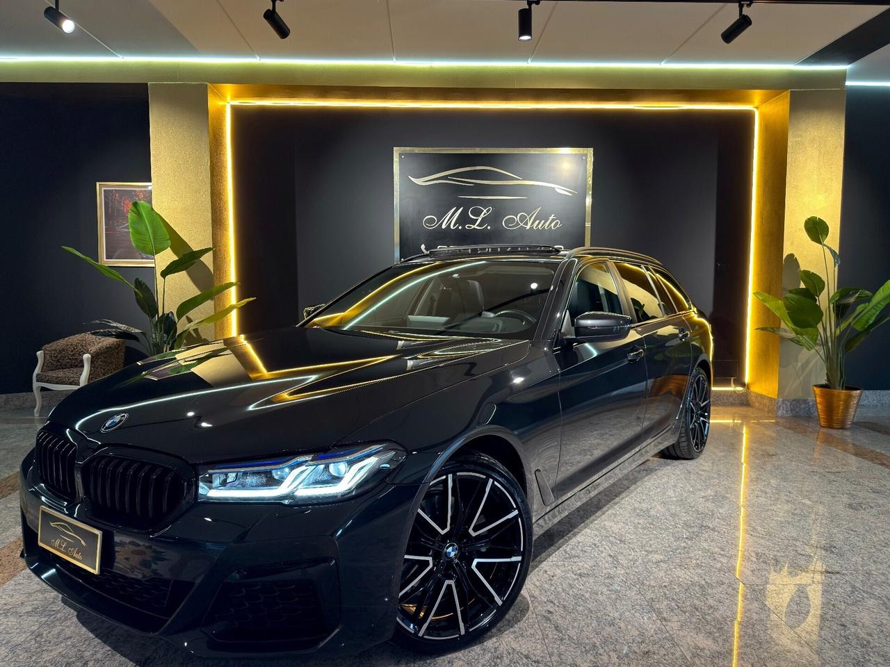 Bmw 520 520d 48V Touring Luxury **PARI AL NUOVO**