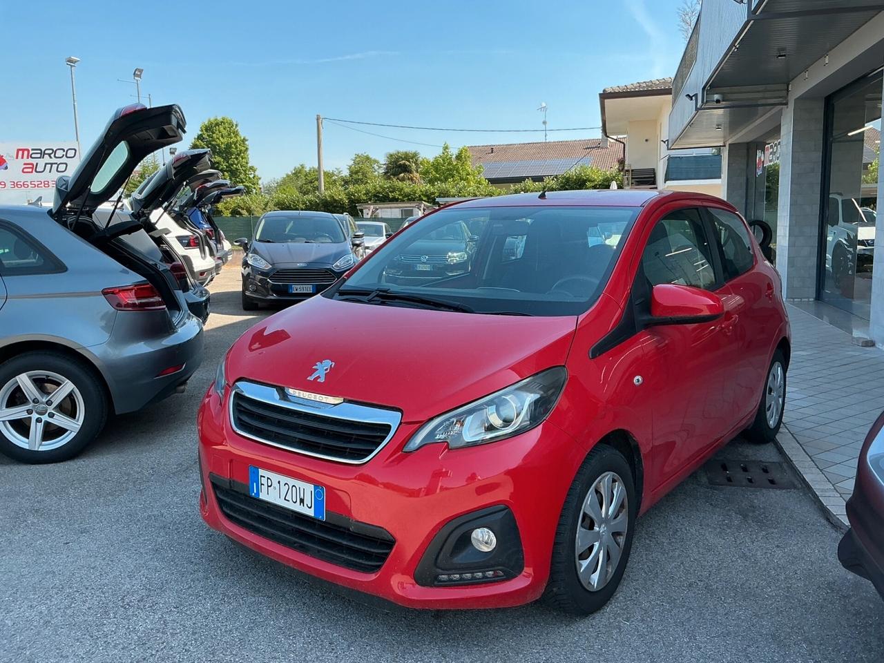 Peugeot 108 1.0 benzina Neopatentati