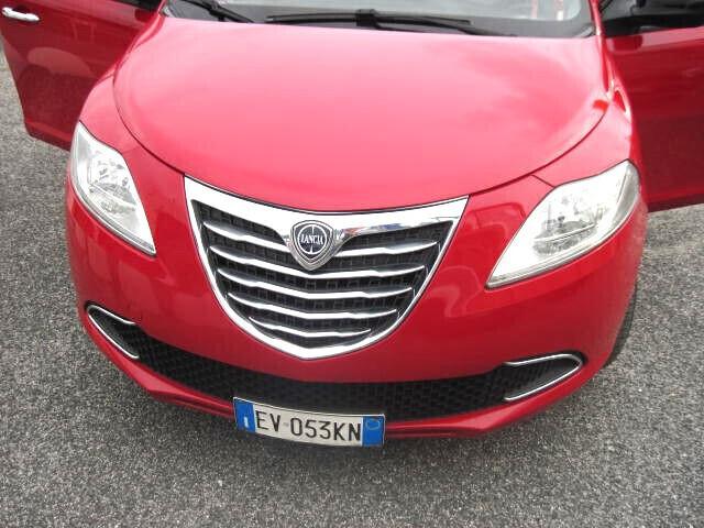 Lancia Ypsilon 1.3 MJT 16V 95 CV 5 porte GARANZIA