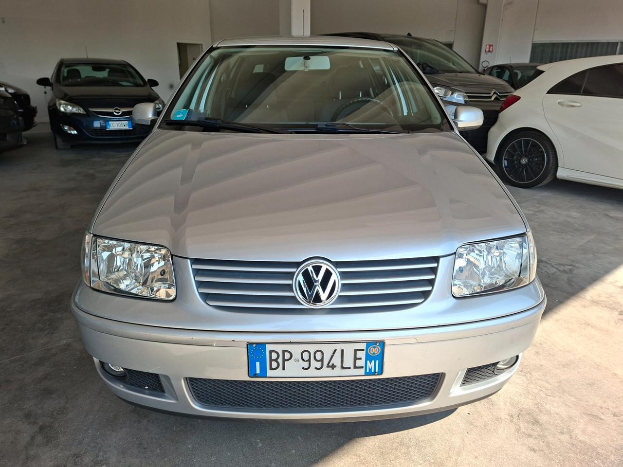 Volkswagen Polo 1.4 16V cat 5p. Highline