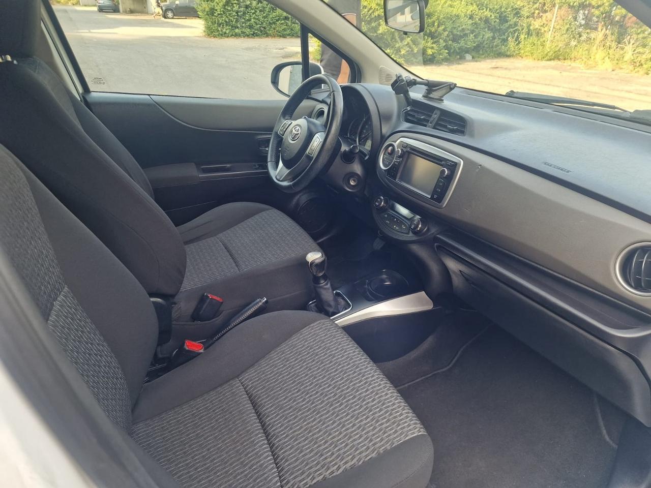 Toyota Yaris 1.0 5 porte Lounge