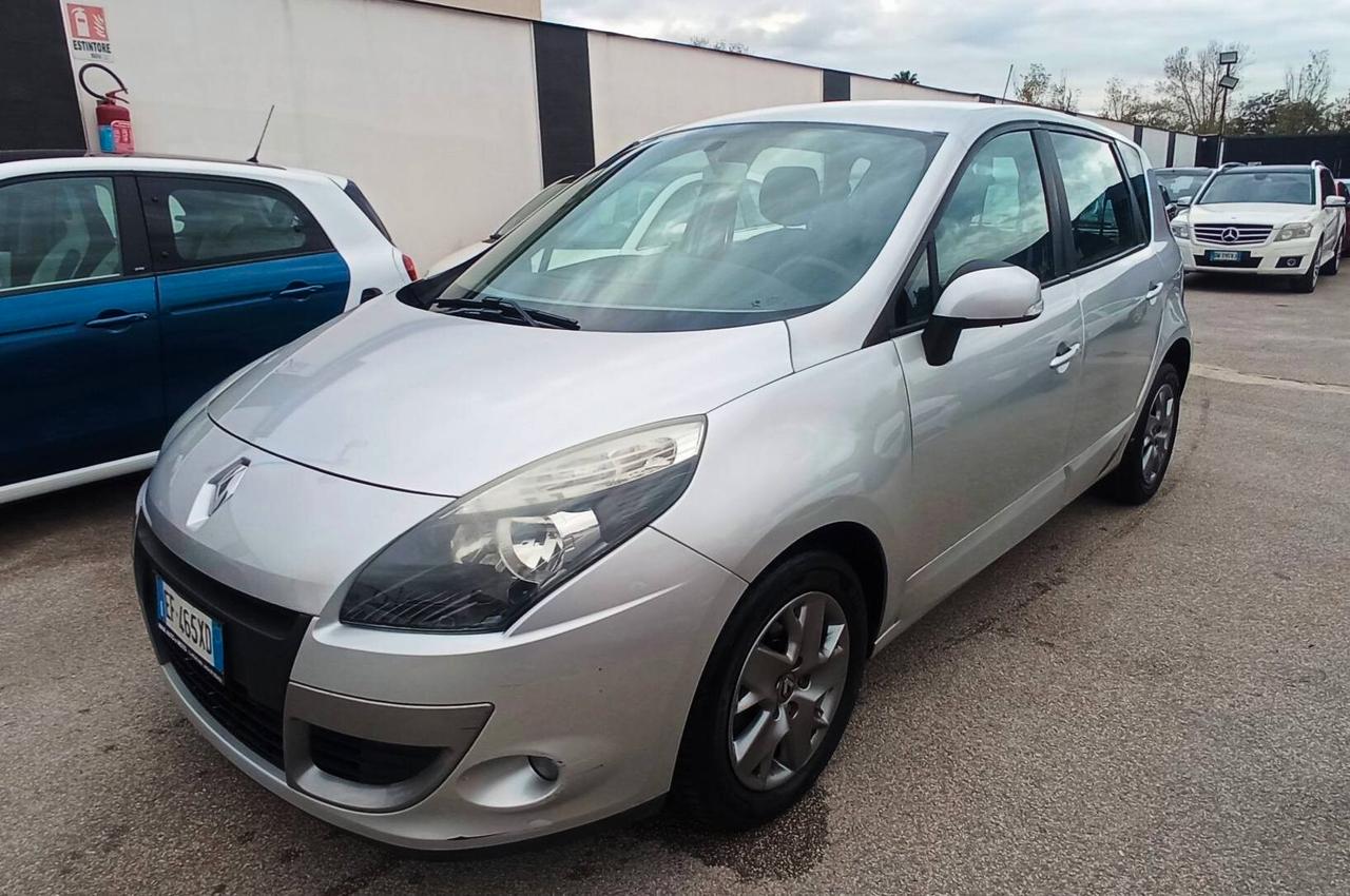 Renault Scenic Scénic X-Mod 1.5 dCi