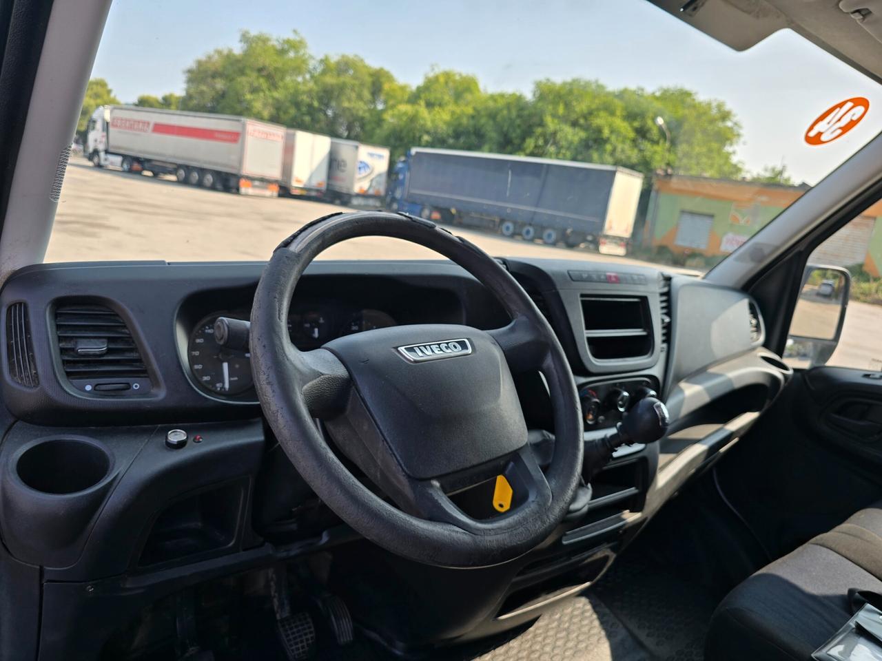 Iveco Daily 35S12 2.3 HPT PC Cabinato