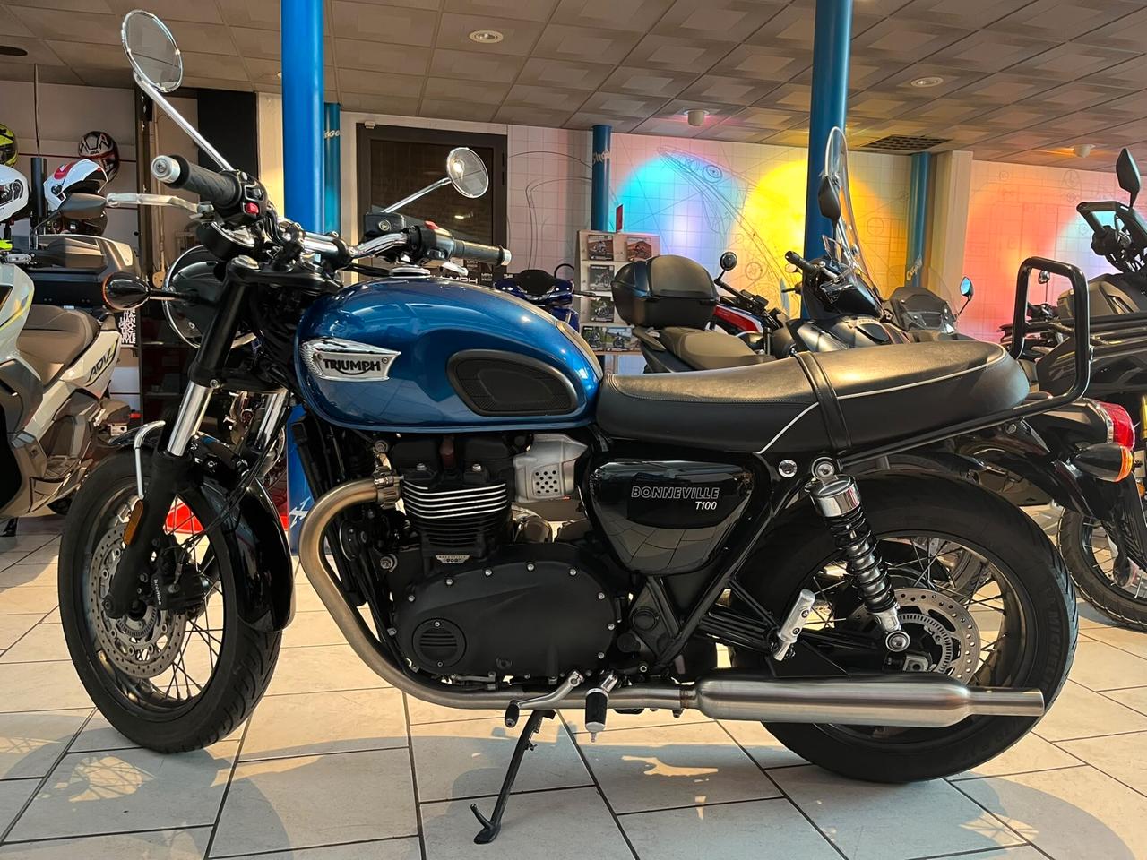 Triumph Bonneville T100