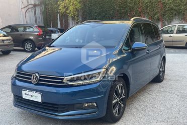 VOLKSWAGEN Touran 2.0 TDI 150 CV SCR DSG Executive BlueMotion Tech.