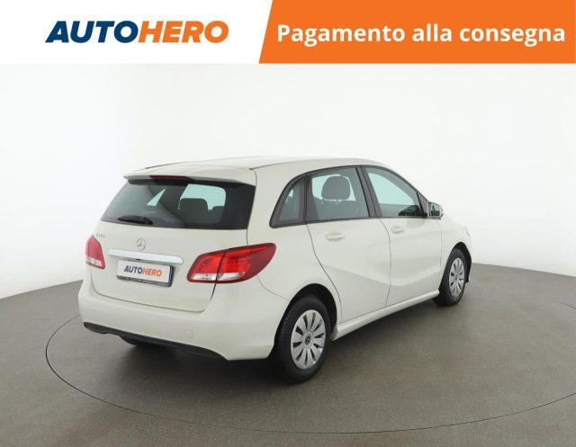 MERCEDES-BENZ B 180 d Automatic Executive