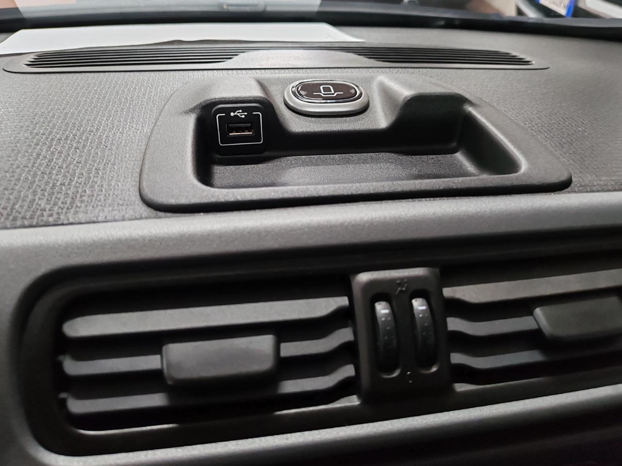 Fiat Panda 1.0 hybrid City Life 70cv 5 POSTI