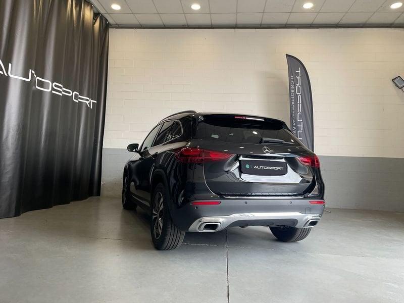 Mercedes-Benz GLA GLA 180 Automatic Progressive Advanced