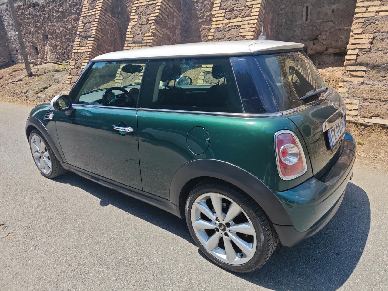 Mini 1.6 16V One (55kW)