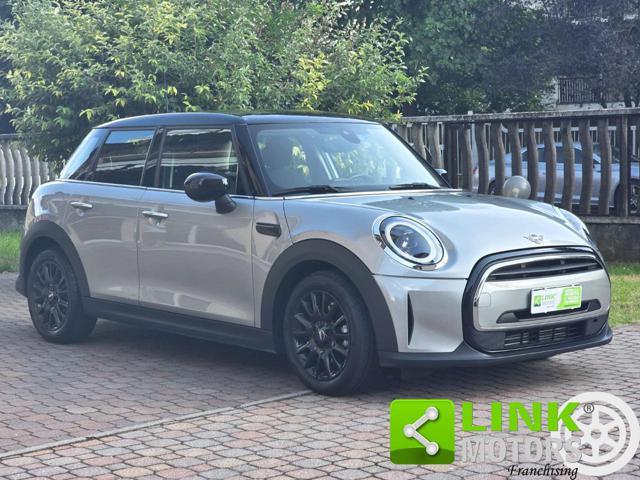 MINI Cooper 1.5 Cooper Essential 5 porte