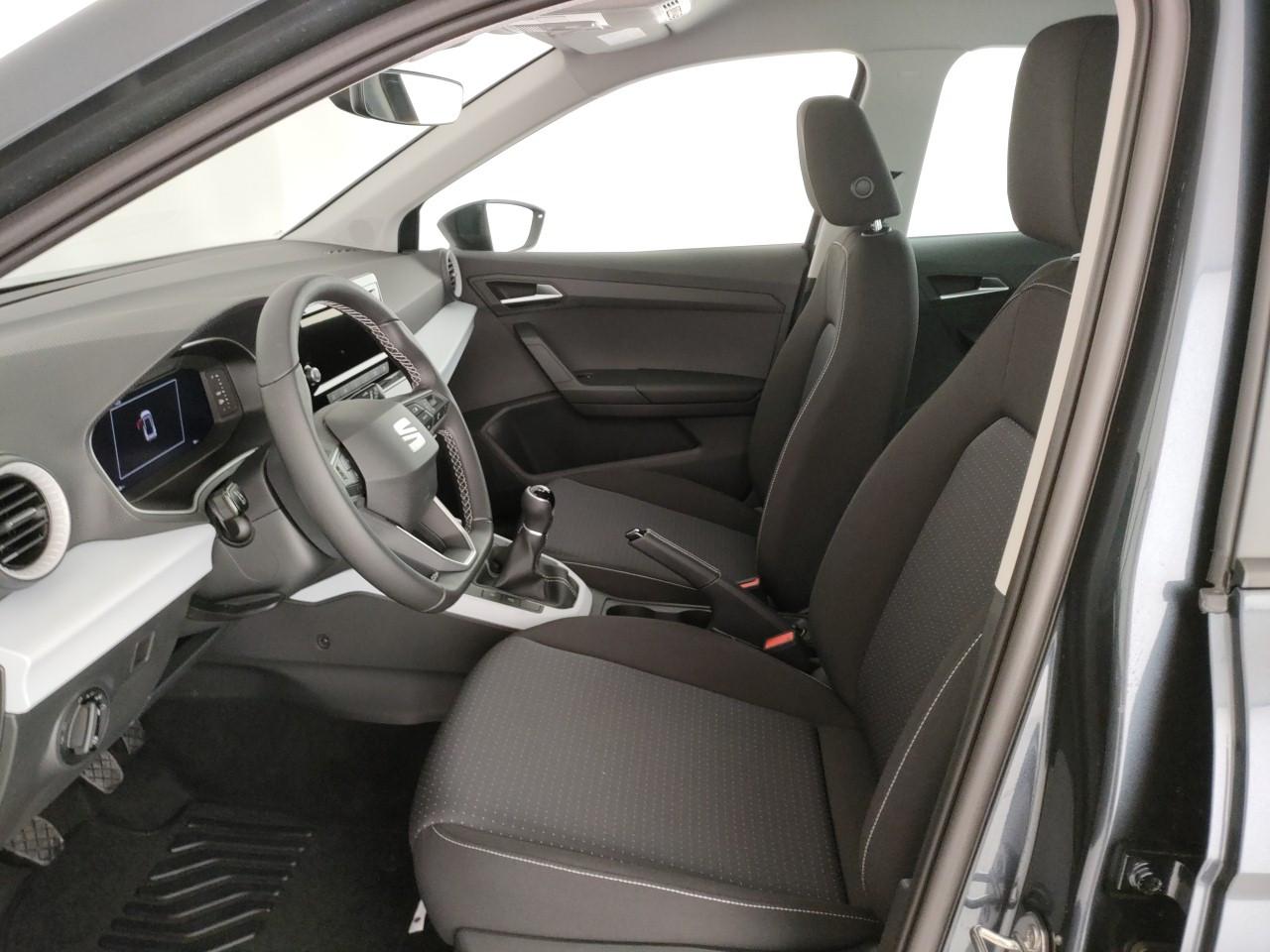 SEAT Arona 2022 - Arona 1.0 ecotsi Black Edition 95cv