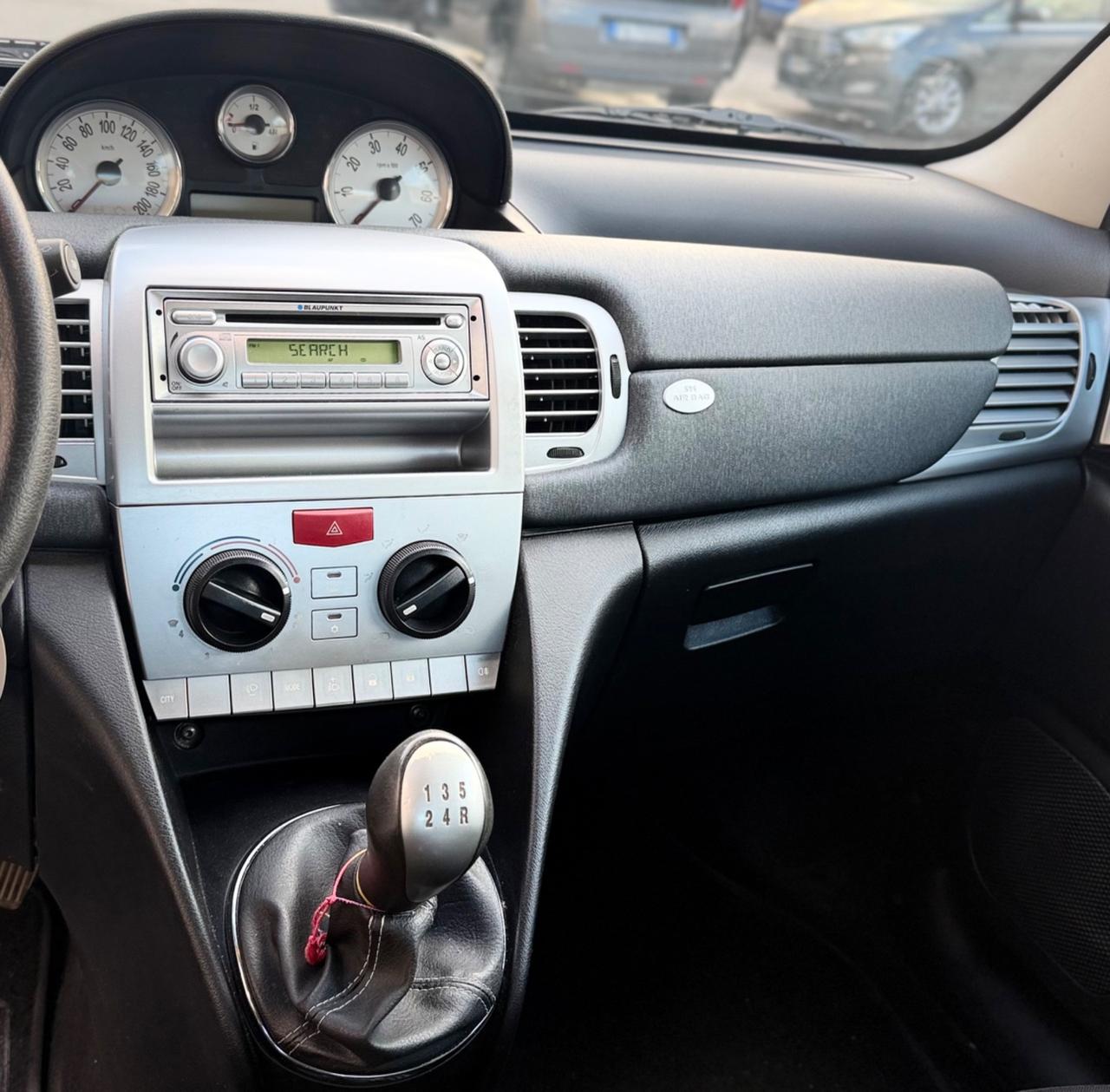 Lancia Ypsilon 1.3 Diesel 75 Cv