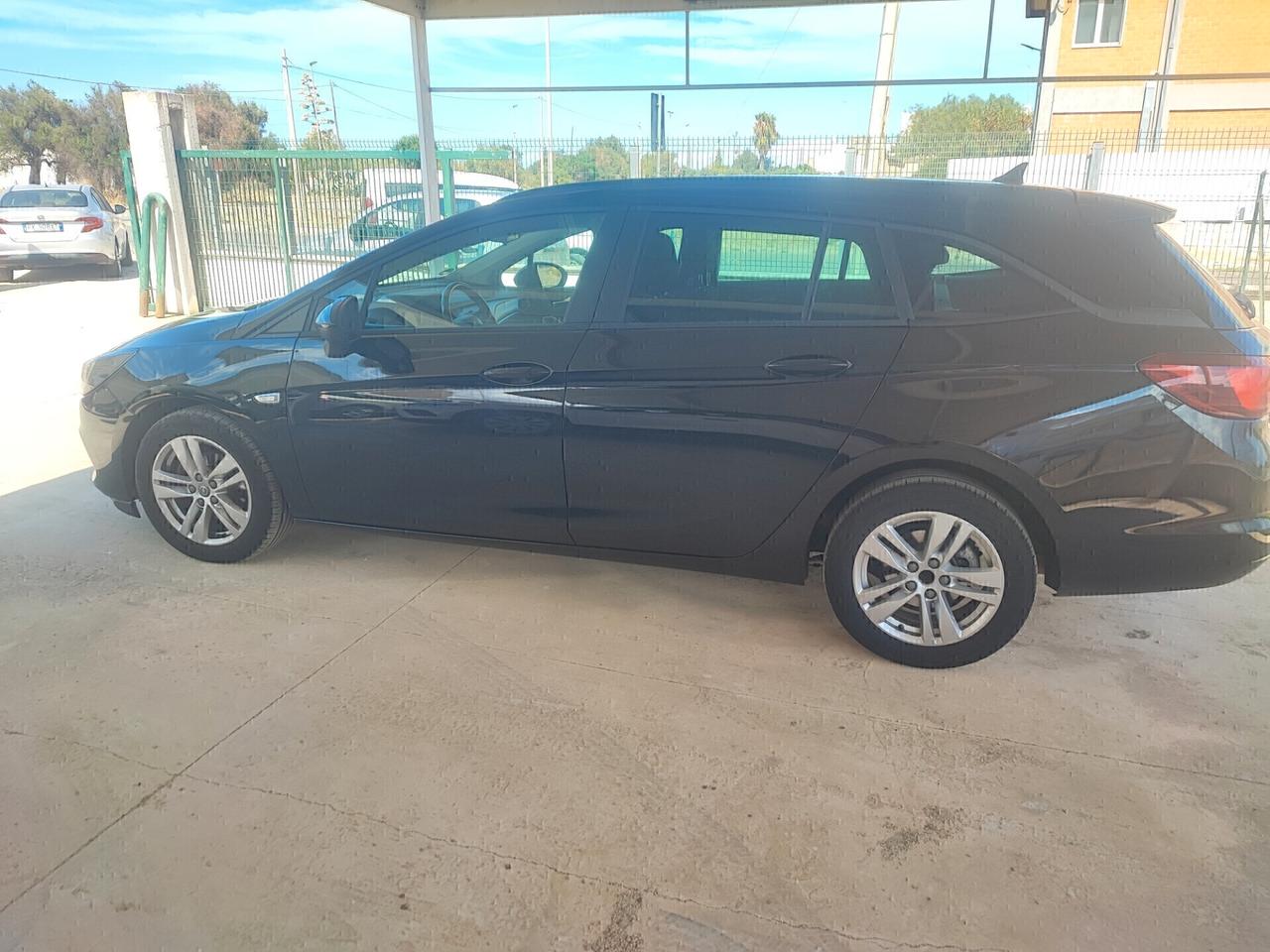 Opel Astra 1.5 CDTI 122 CV S&S Sports Tourer Business Elegance