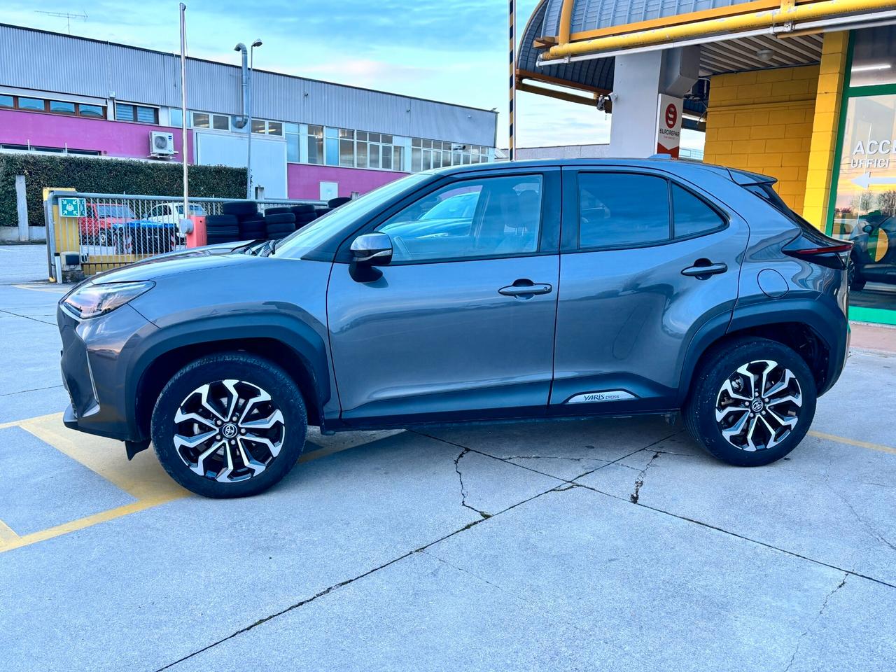 Toyota Yaris Cross 1.5 Hybrid 5p. E-CVT Trend