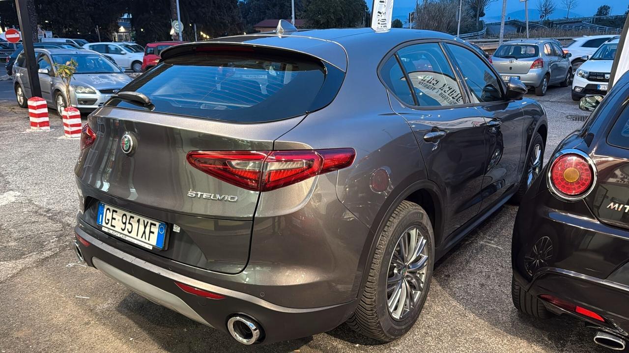 Alfa Romeo Stelvio 2.2 Turbodiesel 190 CV AT8 Q4 Executive