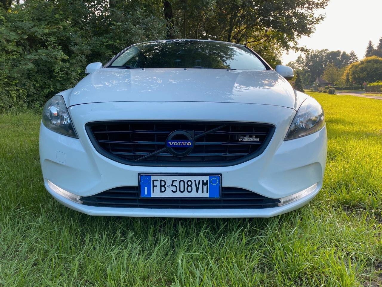 VOLVO V40 D2 1.6 114cv diesel