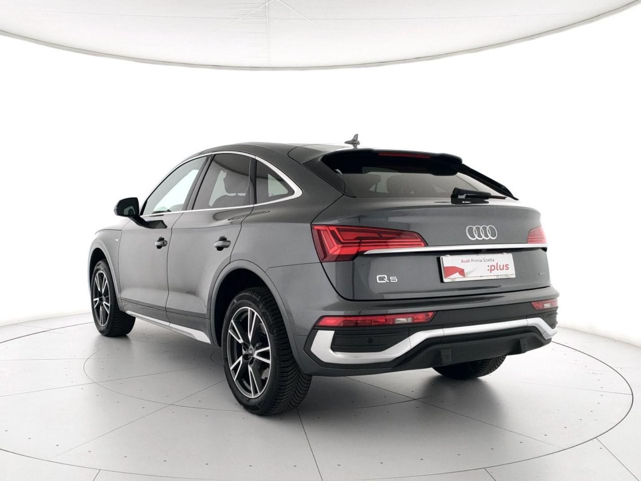 Audi Q5 sportback 40 2.0 tdi mhev 12v s line quattro s-tronic